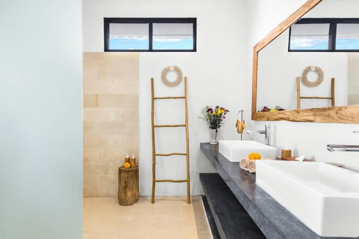 סמיניאק Villa New York - 4 Bdr Pool Luxury Villa, Next To The Forge Bali מראה חיצוני תמונה