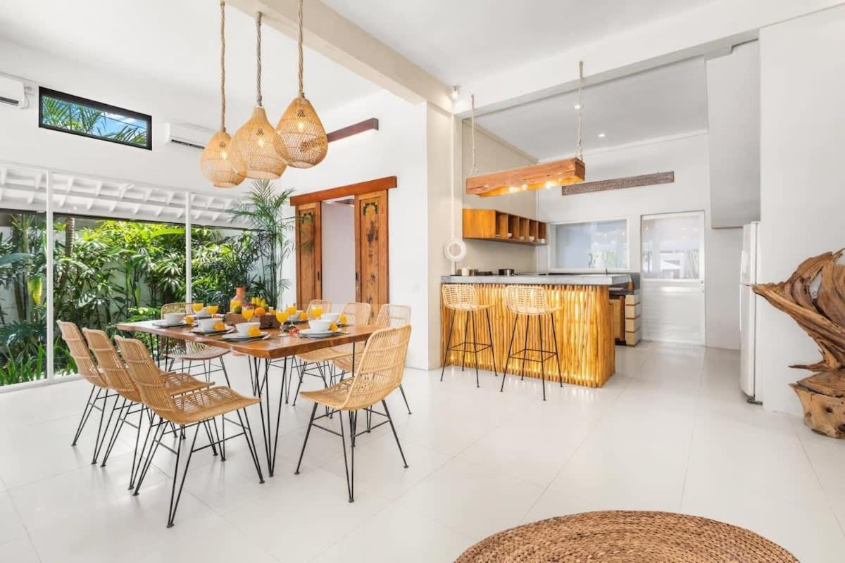 סמיניאק Villa New York - 4 Bdr Pool Luxury Villa, Next To The Forge Bali מראה חיצוני תמונה