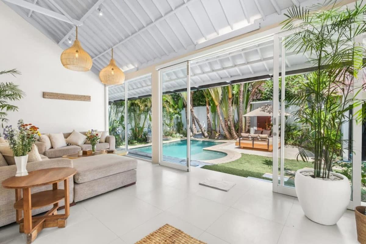 סמיניאק Villa New York - 4 Bdr Pool Luxury Villa, Next To The Forge Bali מראה חיצוני תמונה